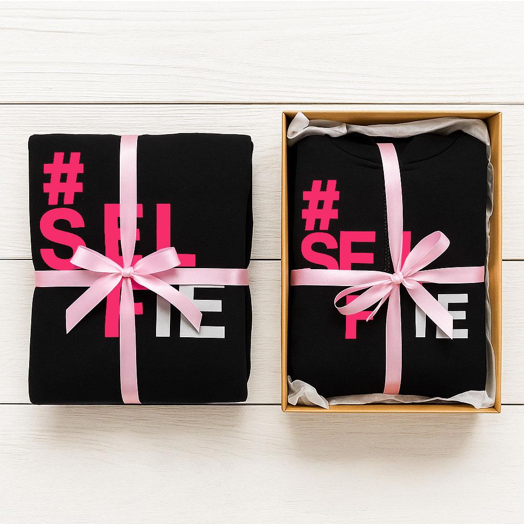 A2Z 4 Kids Girls Boys #SELFIE Tracksuit Hoodie & Joggers Outfit Set Top Bottom