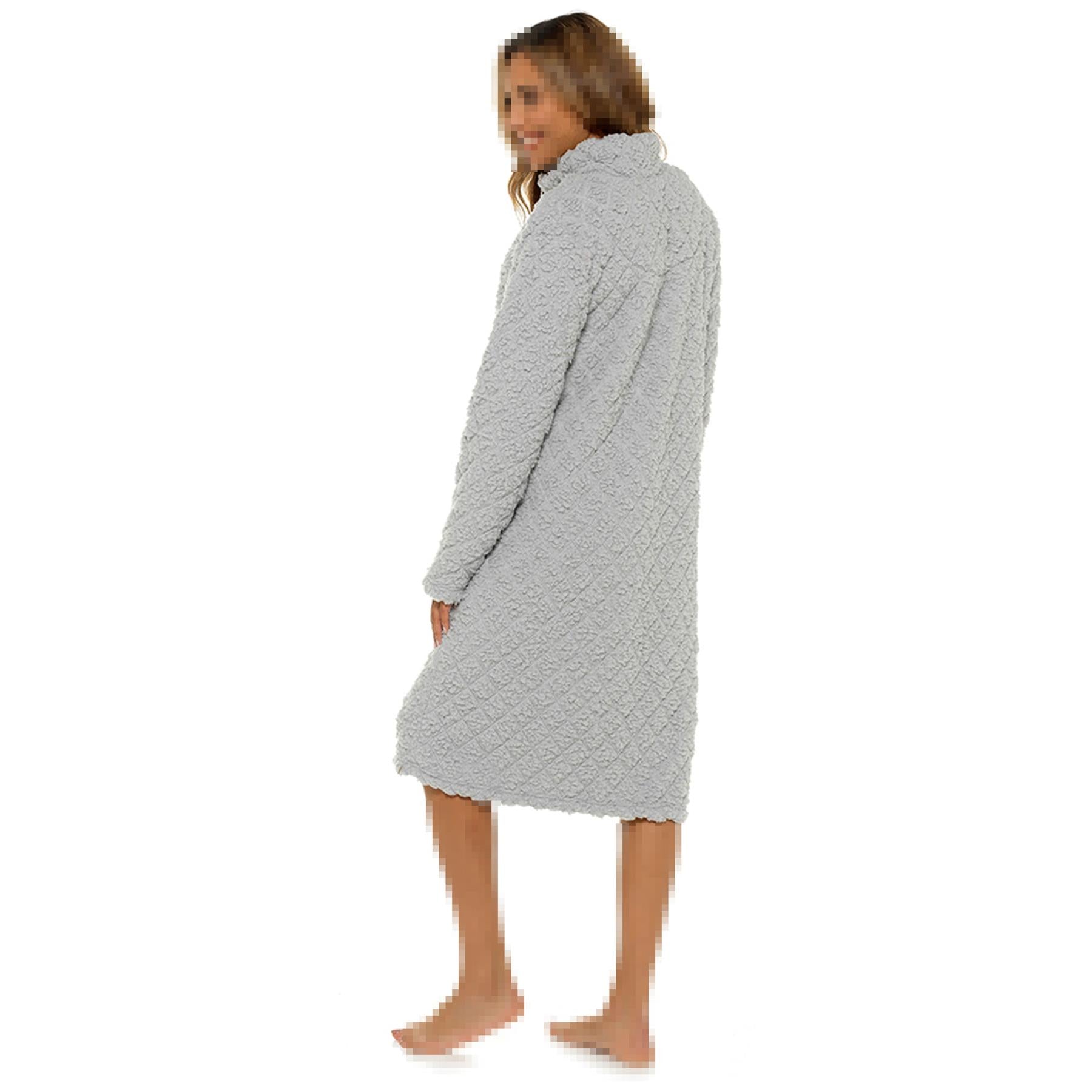 A2Z Womens Foxbury Diamond Fleece Zip Up Robe Soft Warm Cosy Dressing Gown