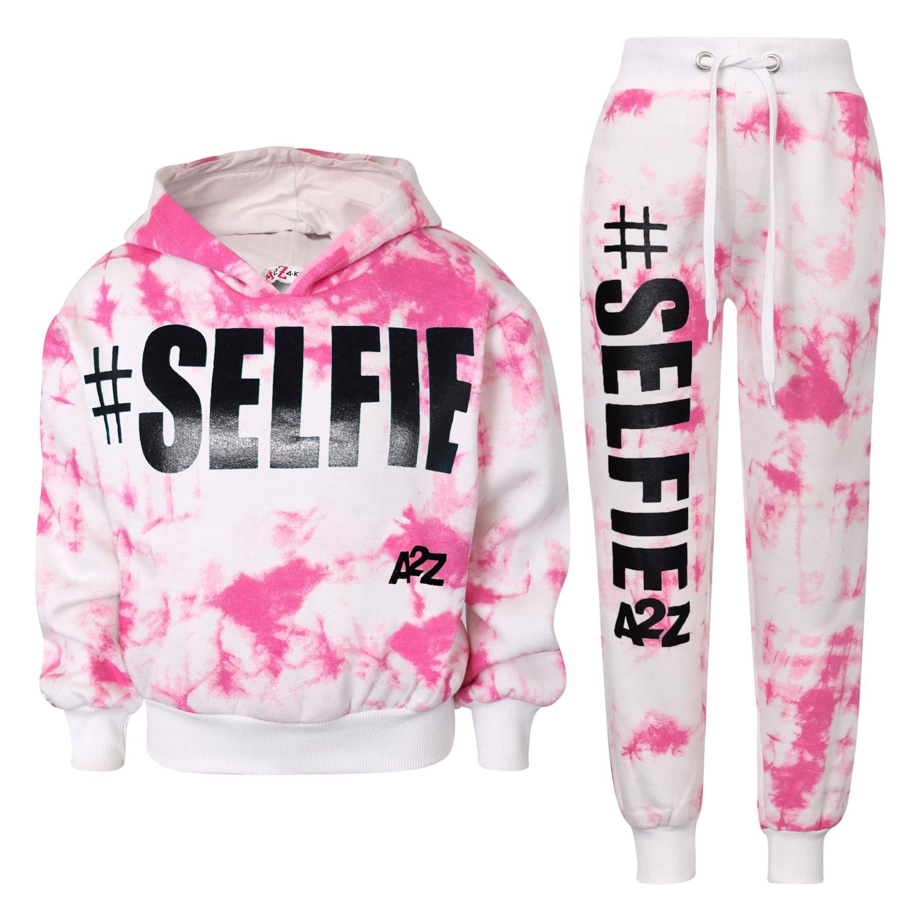 Kids Girls #Selfie Printed Hooded Crop Top & Bottom Jogging Suit